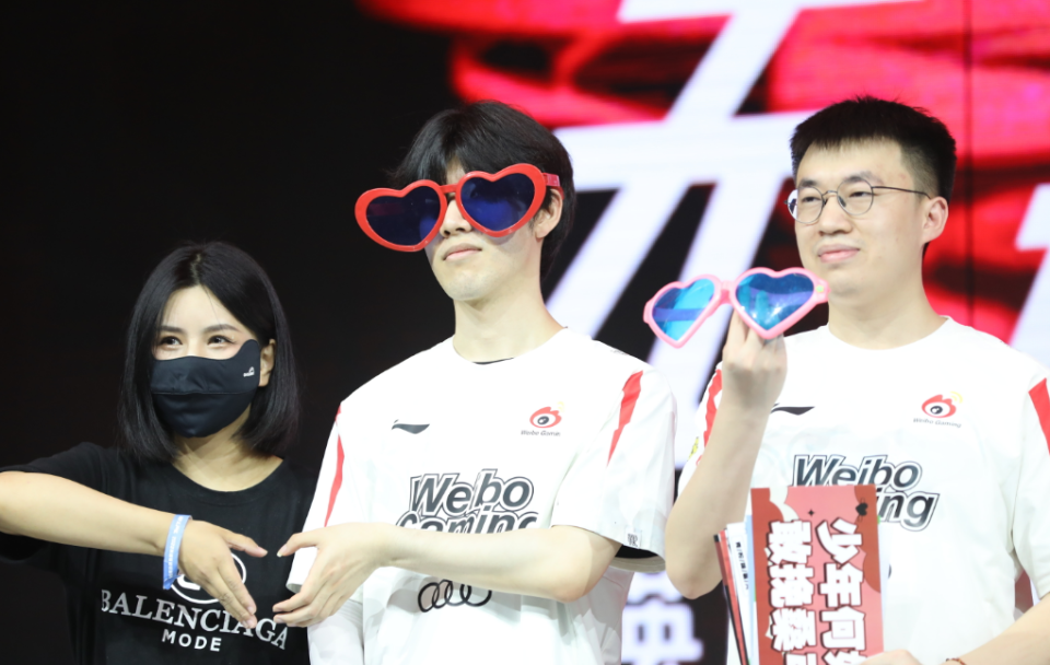 TheShy重要时刻重返赛场,C9带队取胜!全场沸腾不已 TheShy重要时刻重返赛场,C9带队取胜!全场沸腾不已